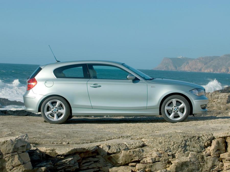  BMW 120i 3-Door 2007 года  (фото 48 из 70)